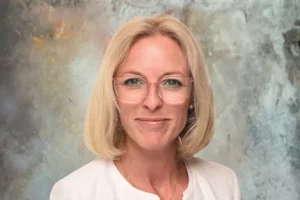Portraitfoto der Hamburger Rechtsanwältin Merle Lerdon